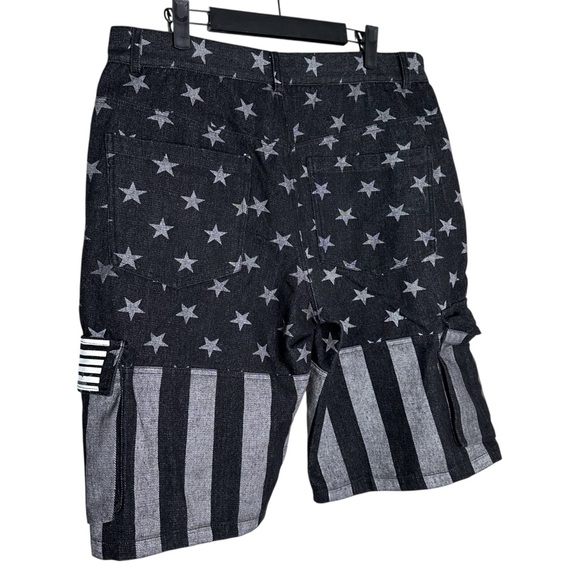 Vintage graphic denim shorts - Picture 4 of 7